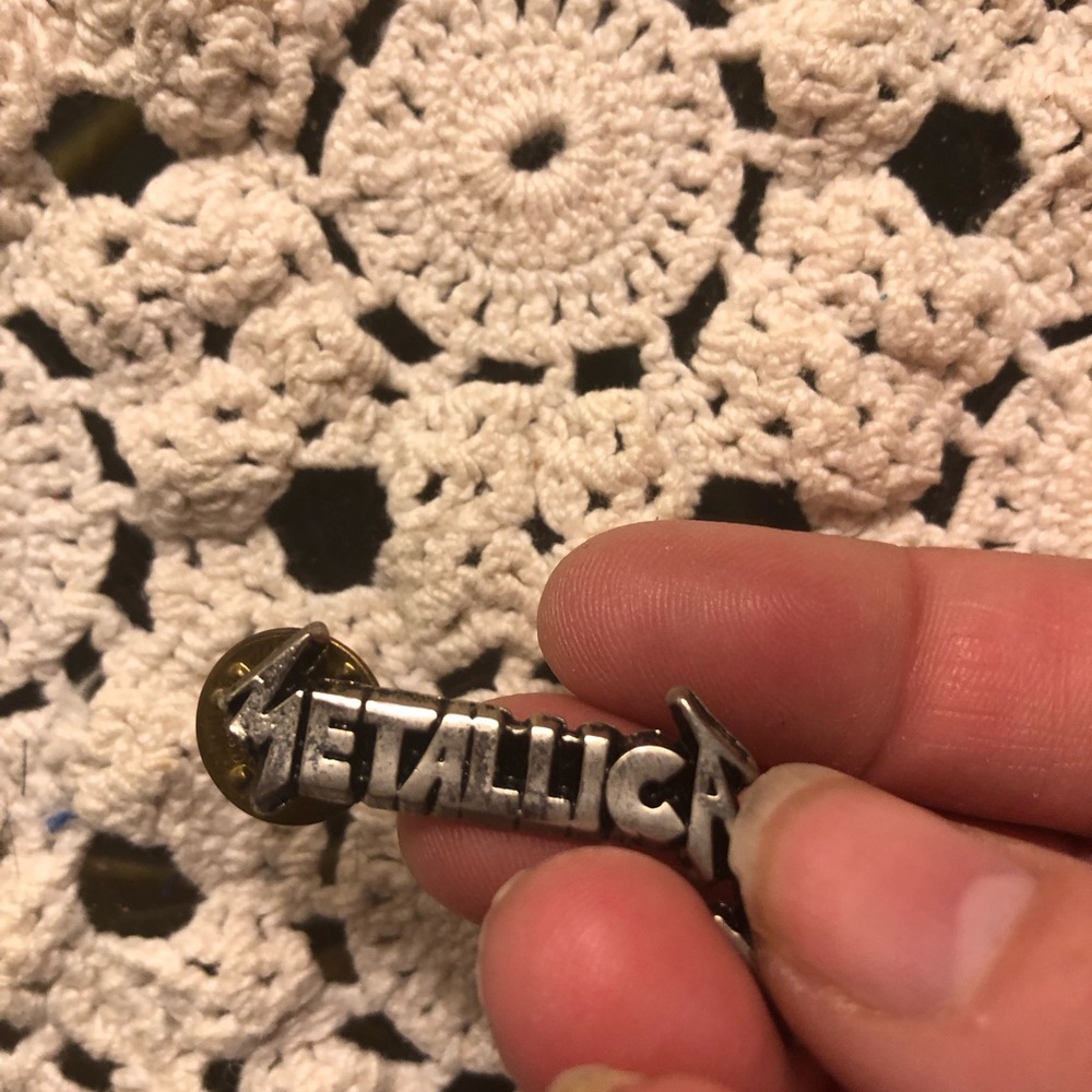 1989 Metallica Pin- 746 $15 or $12 w/offer